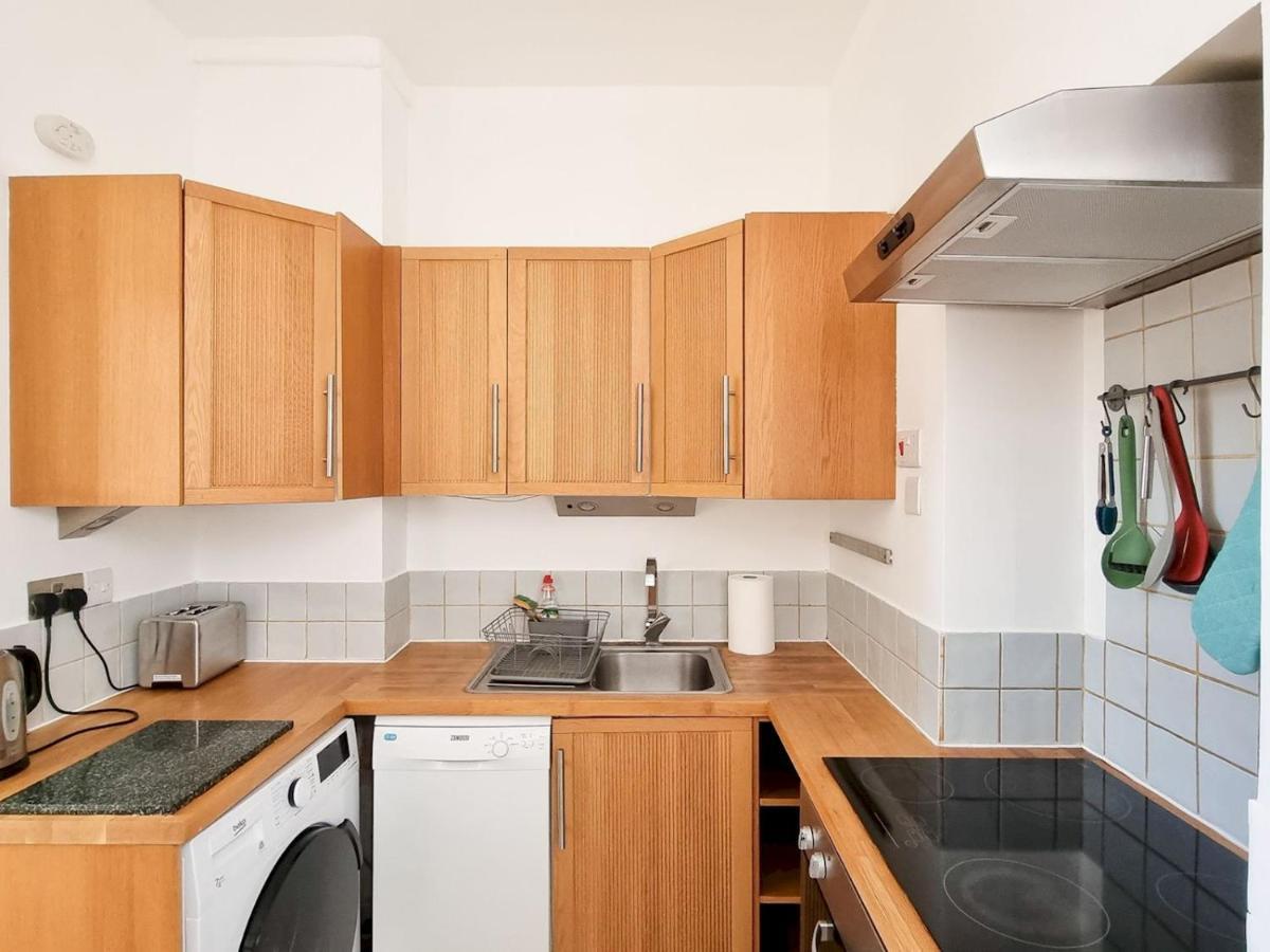 Pass The Keys Wimbledon Hideaway Appartement Londen Buitenkant foto