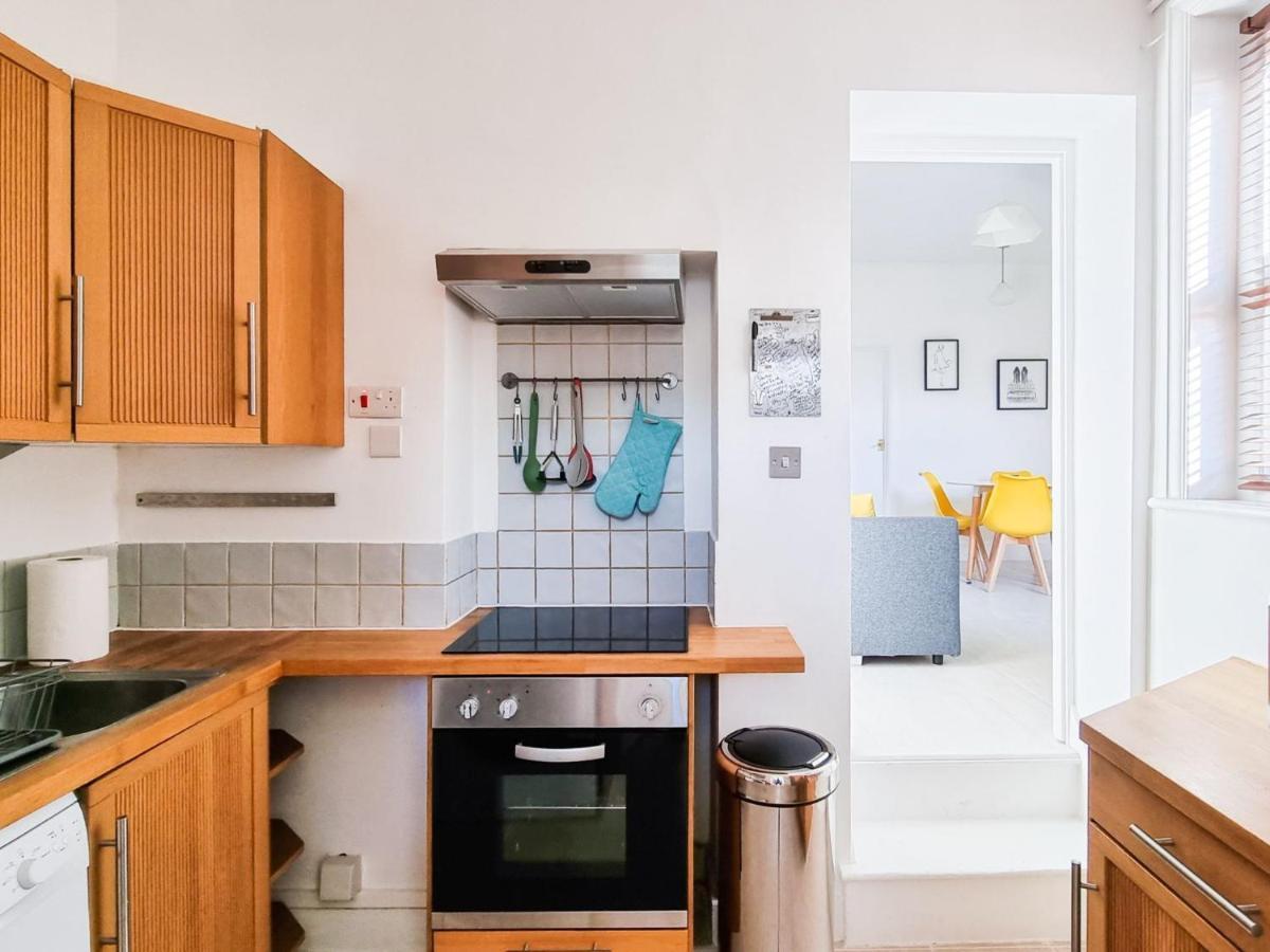Pass The Keys Wimbledon Hideaway Appartement Londen Buitenkant foto